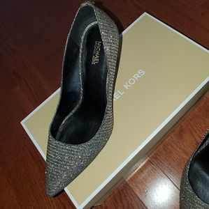 Michael Kors Sparkle Pumps